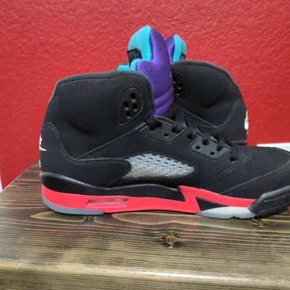 (size 7) Nike Air Jordan 5 Retro Top 3 Black Purple 23 Red - Picture 6 of 8